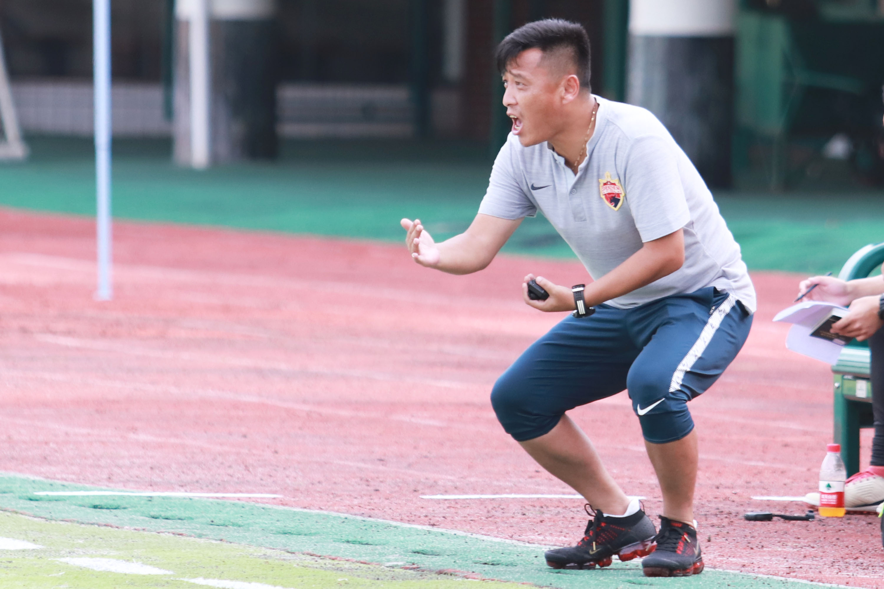 关于深圳佳兆业欲望夺冠，球队要稳定表现的信息