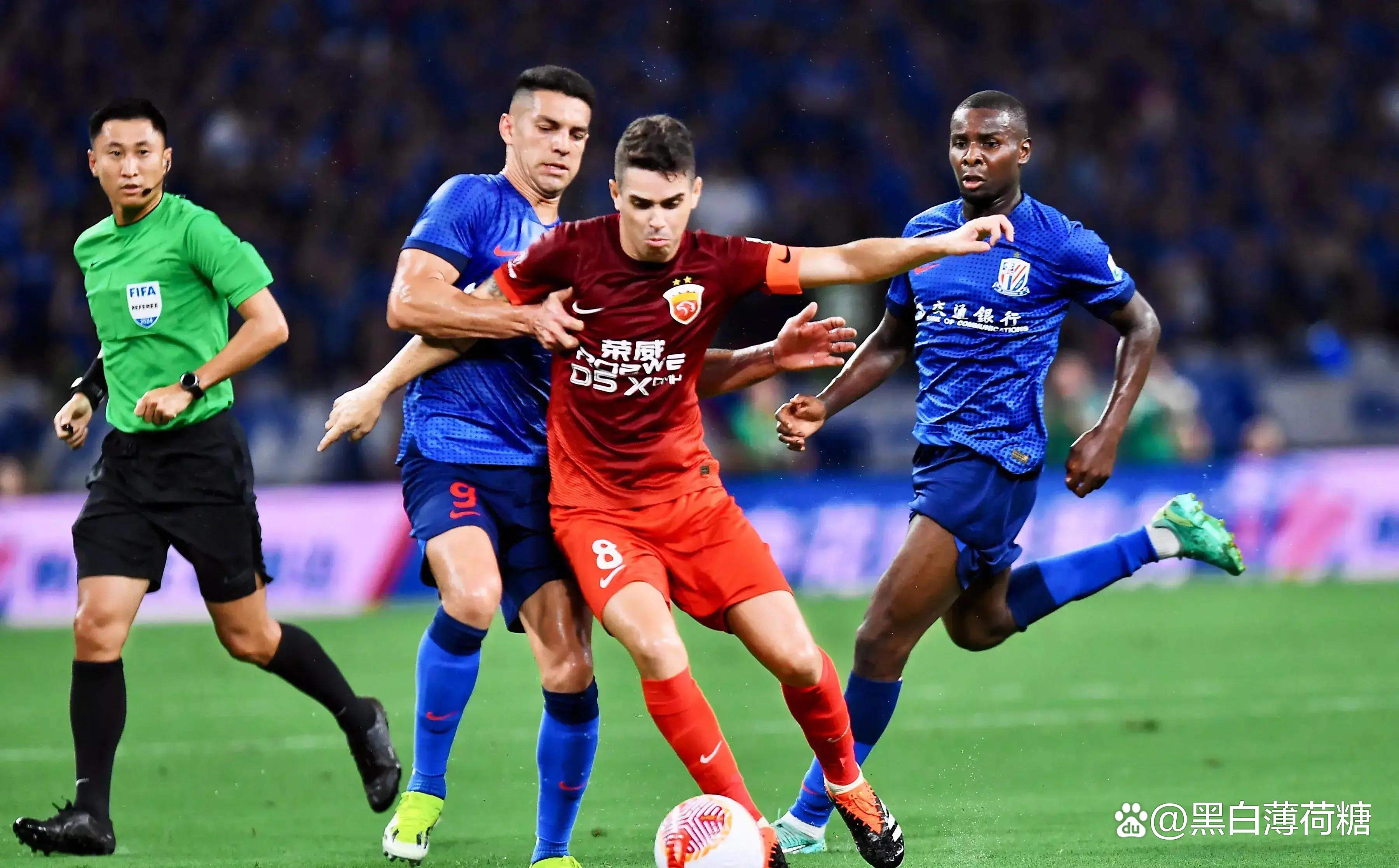 大阪钢巴迎战广州恒大，中超劲旅鏖战争端的简单介绍