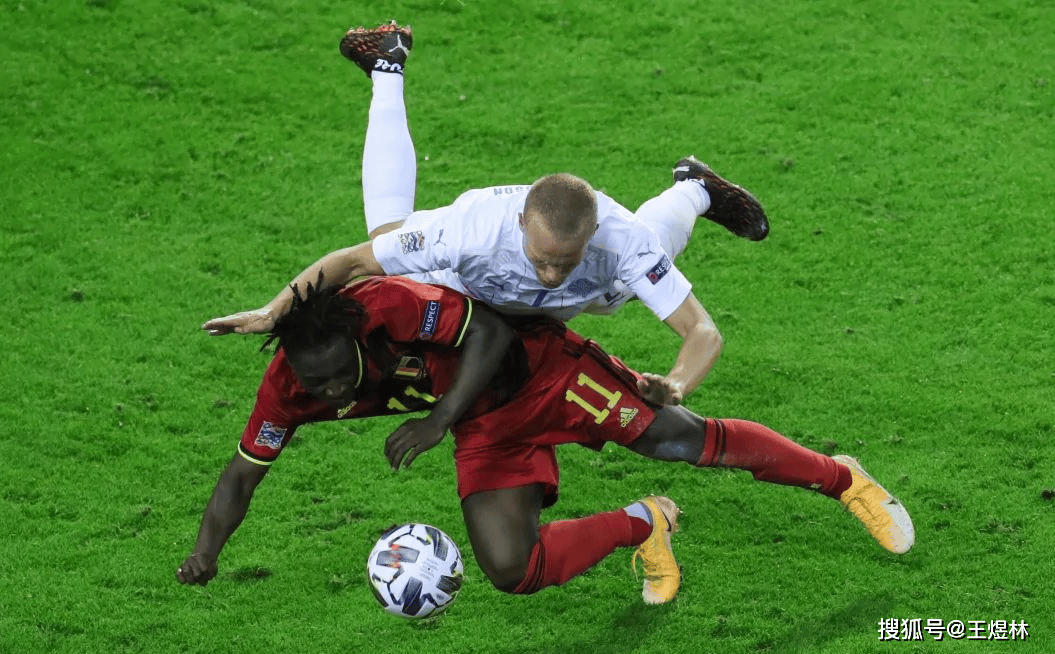 欧洲赛场上一次令人叹为观止的对决 欧洲赛场上一次令人叹为观止的对决