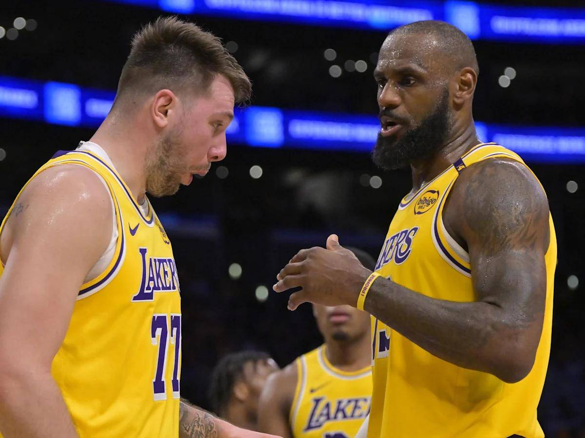 湖人B队险胜西班牙男篮，保罗统治全场的简单介绍