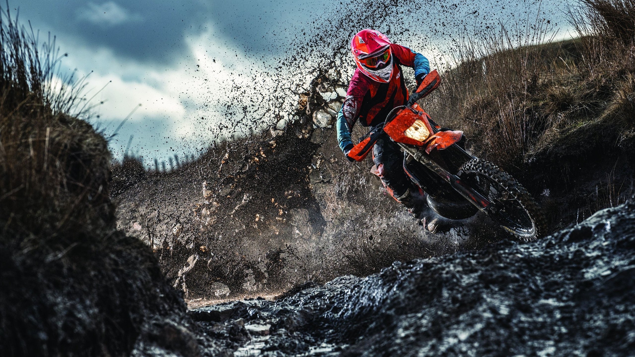 马德里竞技打穿新西兰防线，迪亚斯化身关键先生改写比赛剧本